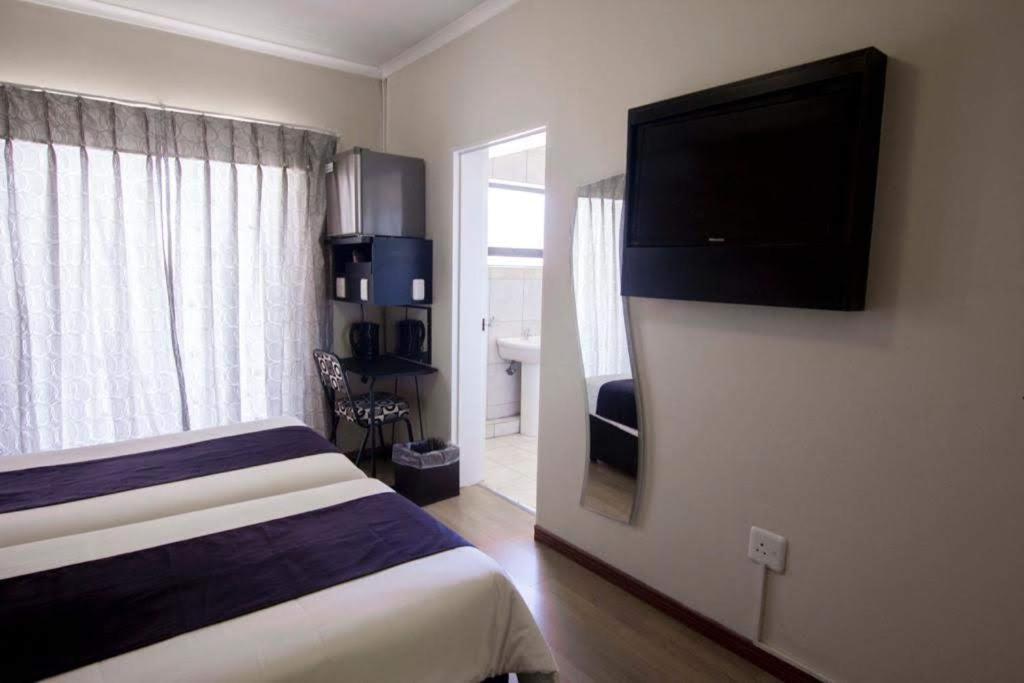 Scenery Maqalika Guesthouse Maseru Exteriér fotografie